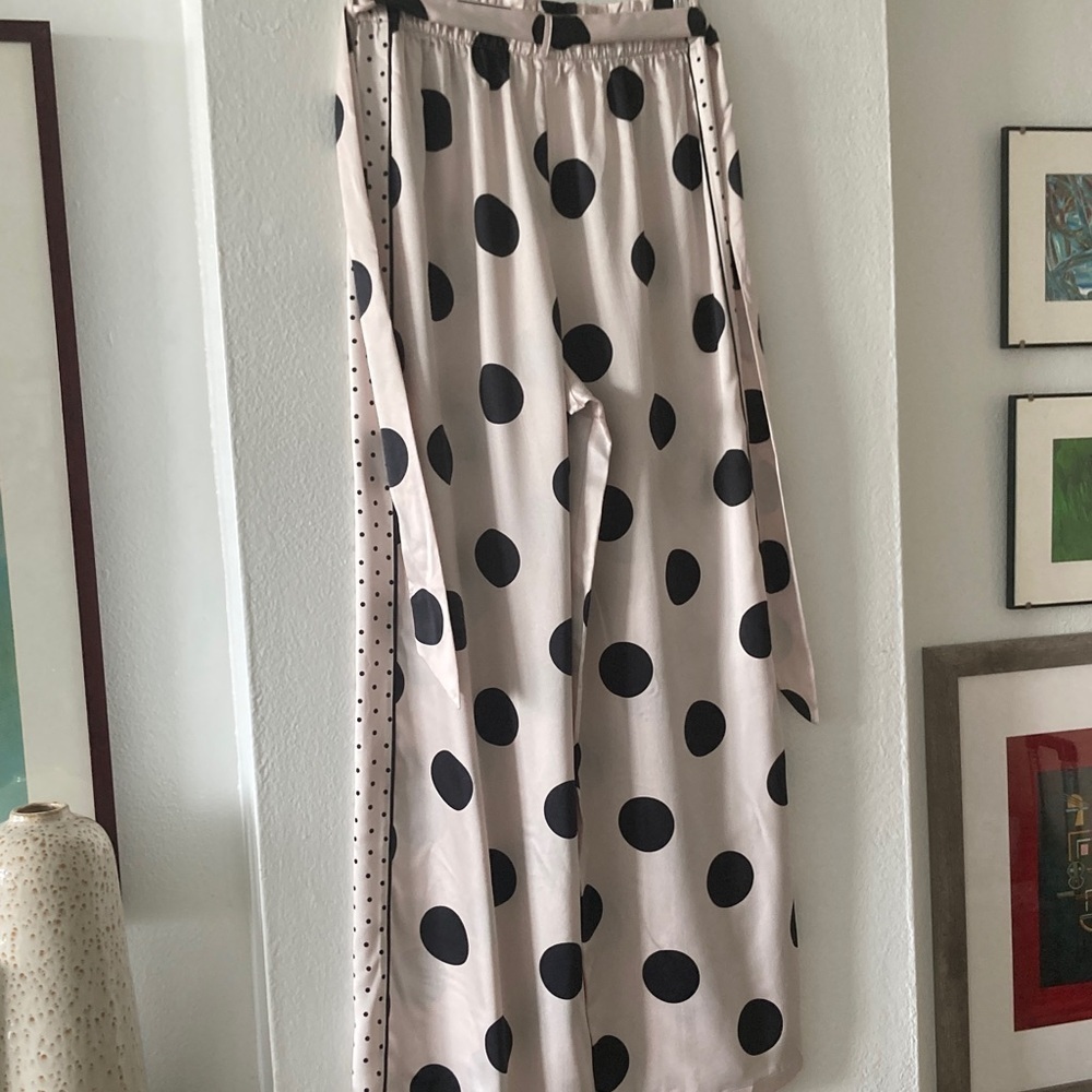 Victoria's Secret Satin Lounge Pants - Cream and Black - Picture 4 of 6